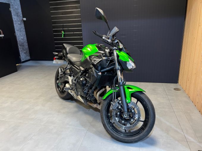 KAWASAKI Z650 ABS 4