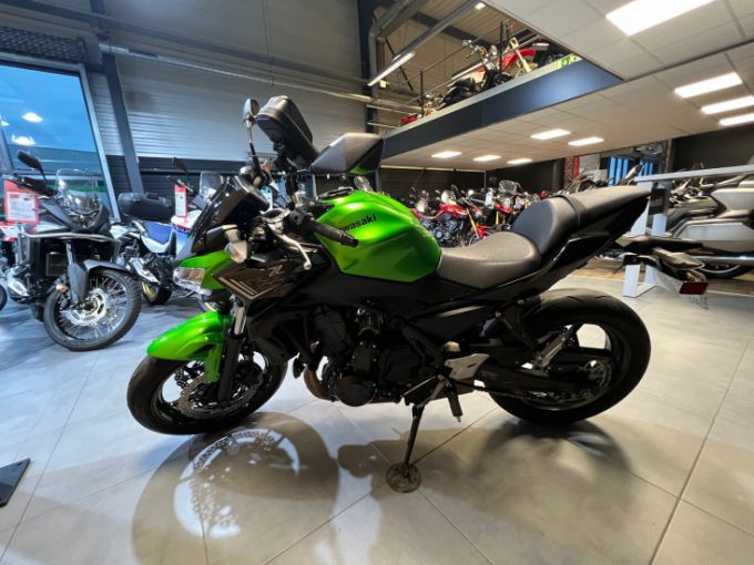 KAWASAKI Z650 ABS 4