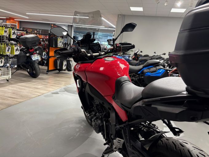 YAMAHA TRACER 9 4