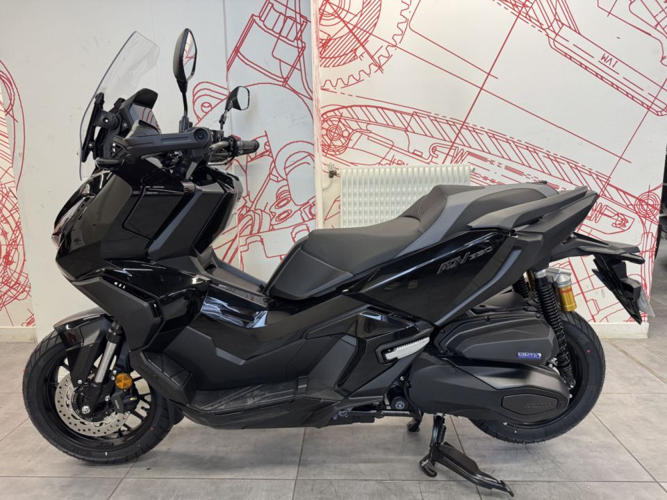HONDA ADV 350 4