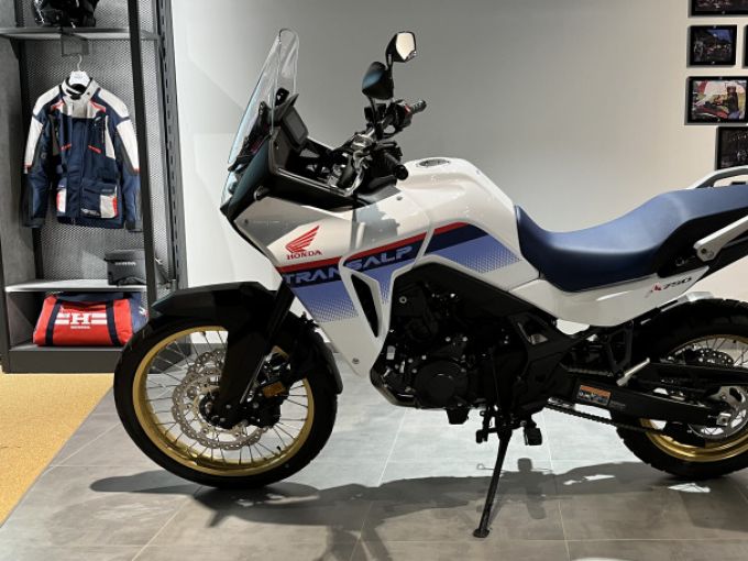 HONDA XL750 TRANSALP 4