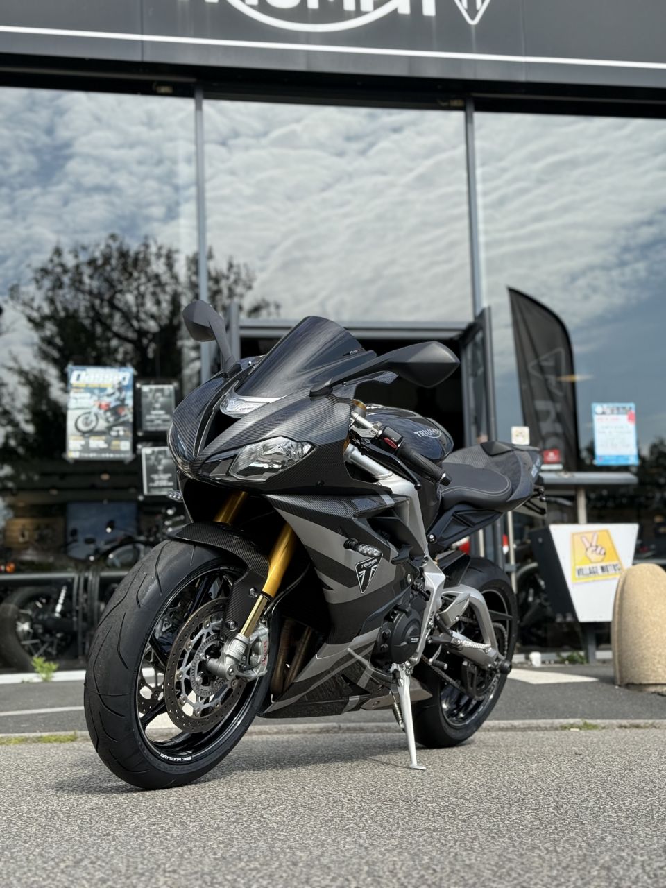 TRIUMPH DAYTONA 765 Moto 2 4