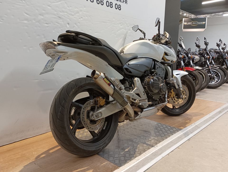 HONDA CB 600 F HORNET 4