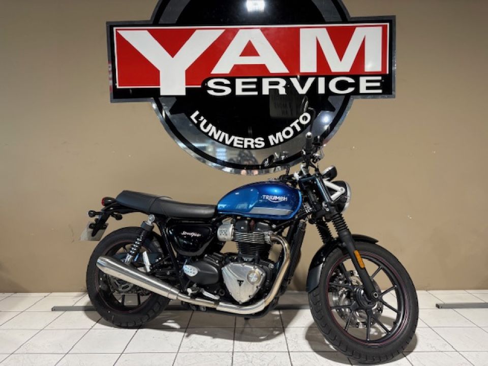 TRIUMPH STREET TWIN  900 4