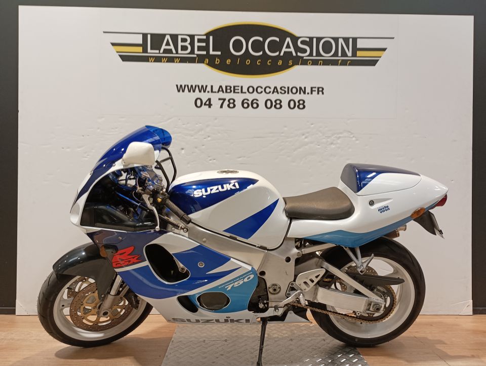 SUZUKI GSX-R 750 4
