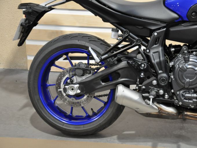 YAMAHA MT-07 (47.5CV) 4