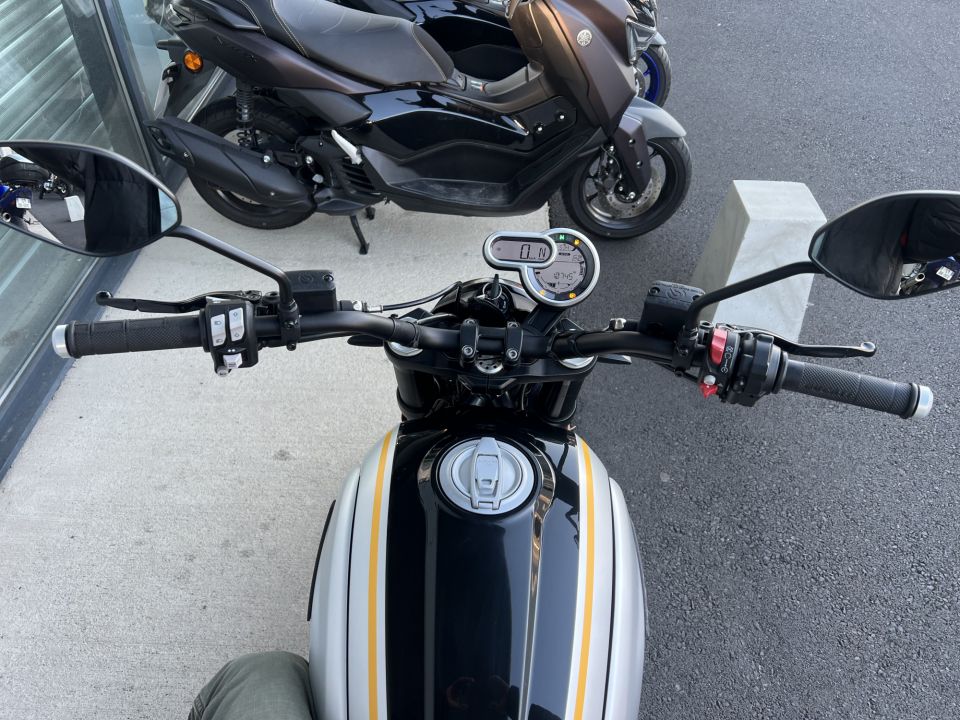 DUCATI SCRAMBLER 4