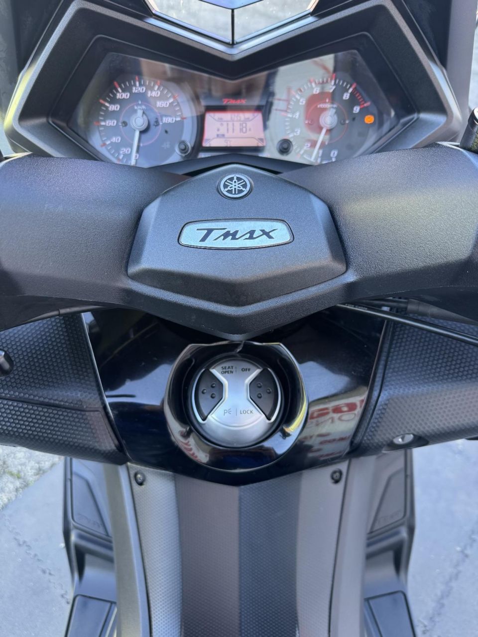 YAMAHA XP T-MAX 530 ABS 4