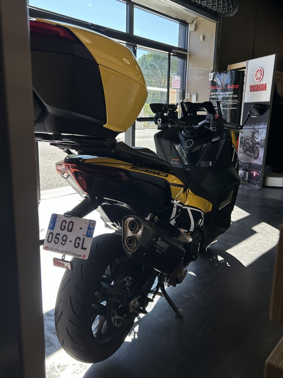 YAMAHA XP T-MAX 560 TECH MAX 4