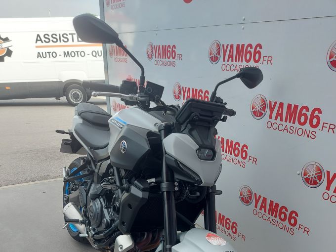 YAMAHA MT-07 Y-AMT 4