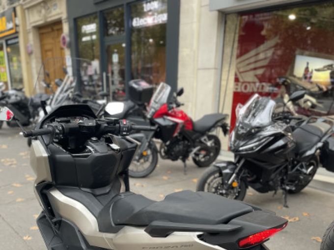 HONDA NSS FORZA 750 4