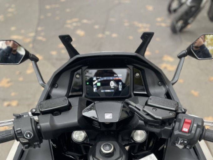 HONDA NSS FORZA 750 4