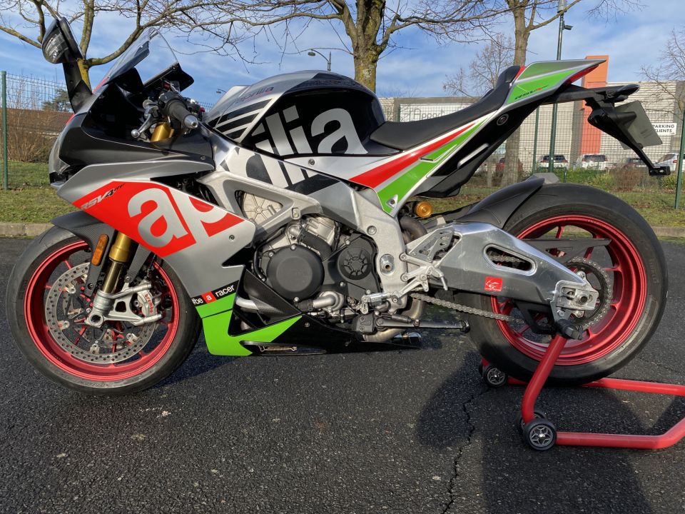 APRILIA RSV4 1000 RF 4