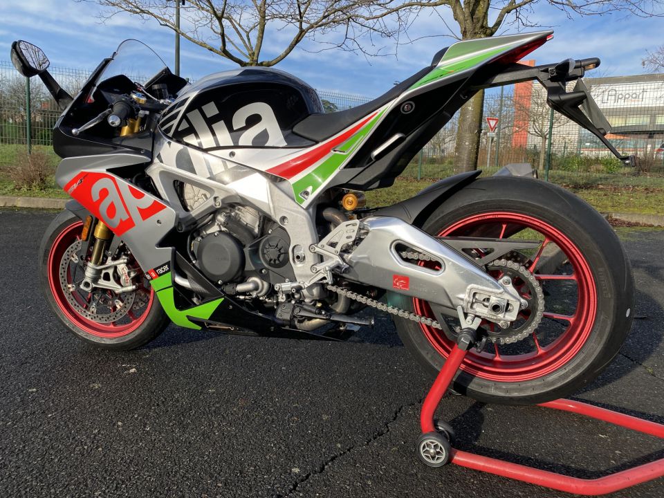 APRILIA RSV4 1000 RF 4