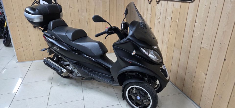 PIAGGIO MP3 500 ABS/ASR 4