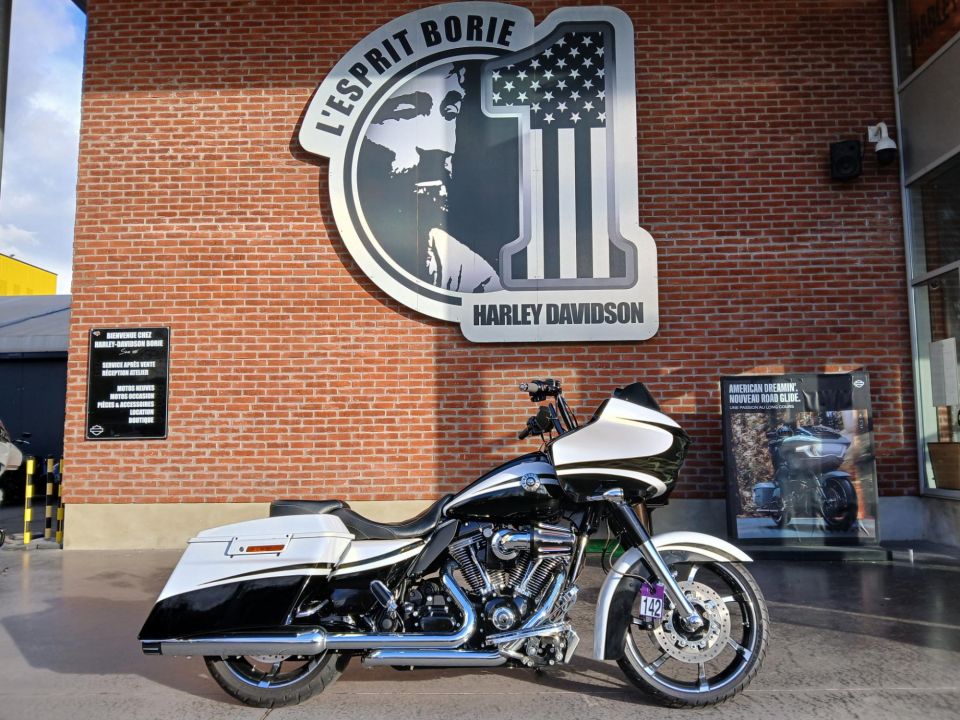 HARLEY-DAVIDSON TOURING ROAD GLIDE 1800 CVO 4