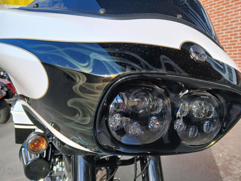 HARLEY-DAVIDSON TOURING ROAD GLIDE 1800 CVO 4