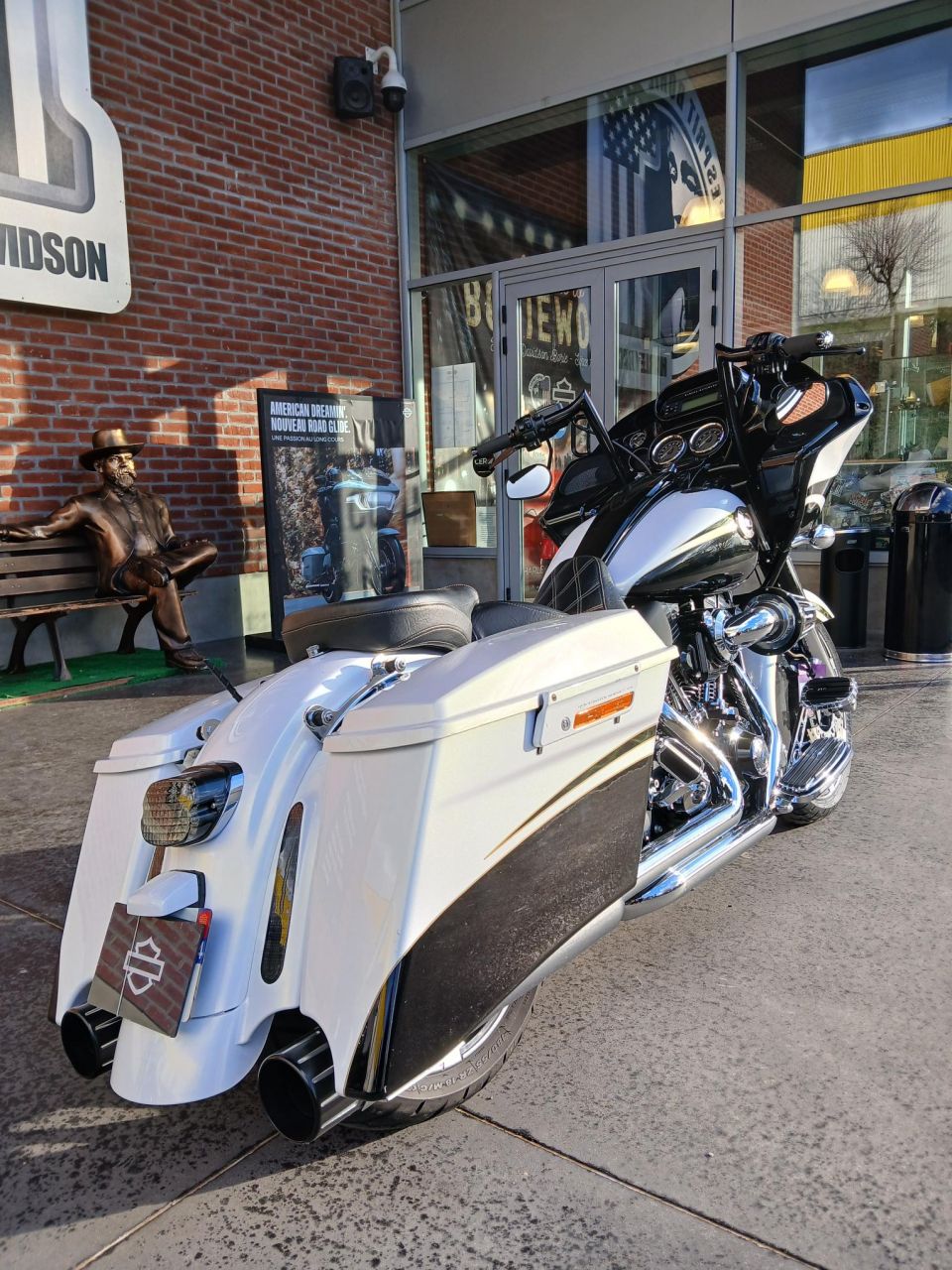 HARLEY-DAVIDSON TOURING ROAD GLIDE 1800 CVO 4