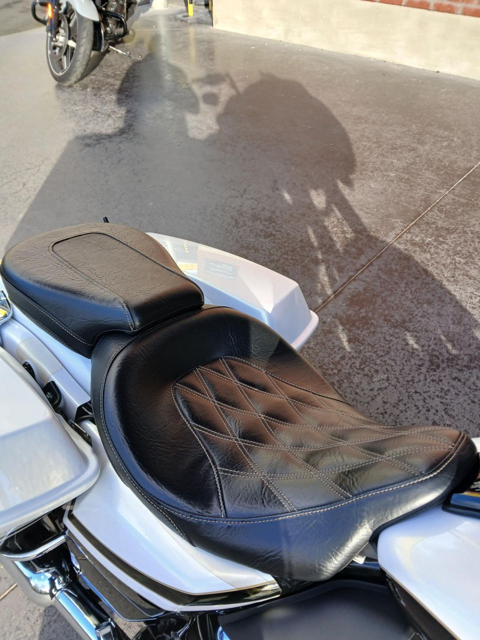 HARLEY-DAVIDSON TOURING ROAD GLIDE 1800 CVO 4