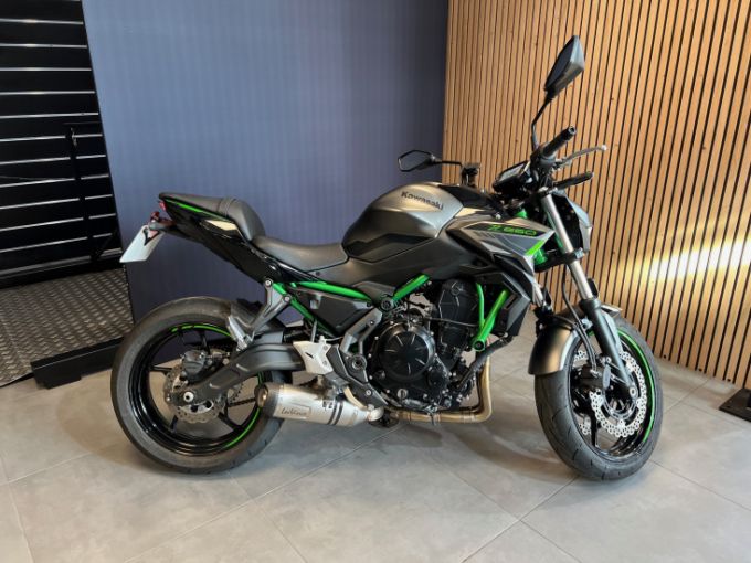KAWASAKI Z650 ABS 4