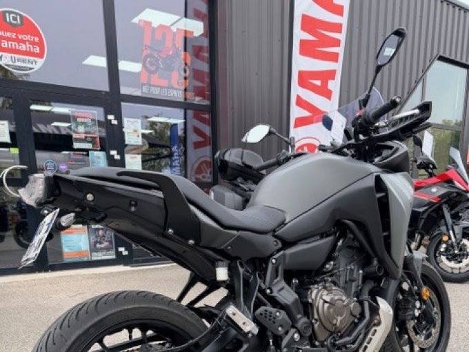 YAMAHA TRACER 7 4