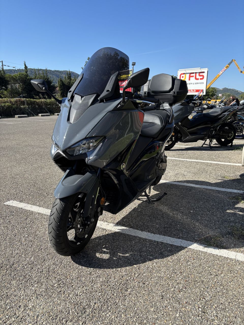 YAMAHA XP T-MAX 560 TECH MAX 4
