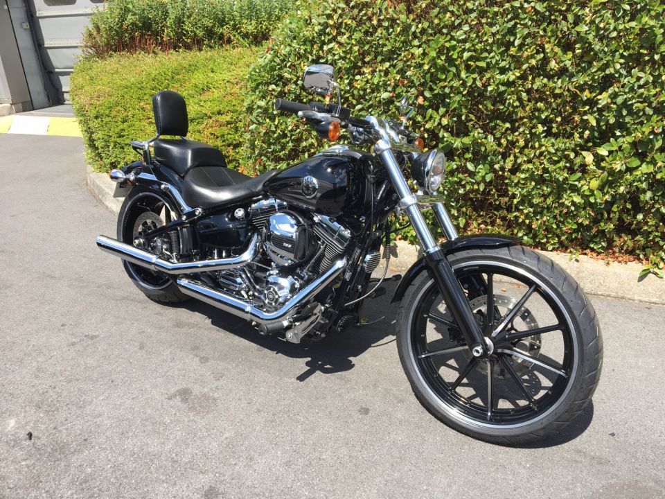 HARLEY-DAVIDSON SOFTAIL BREAKOUT 1690 4