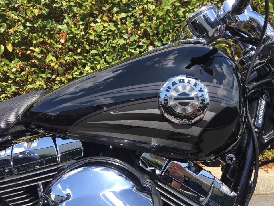 HARLEY-DAVIDSON SOFTAIL BREAKOUT 1690 4