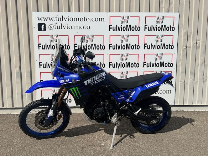 YAMAHA XTZ TENERE 700 4