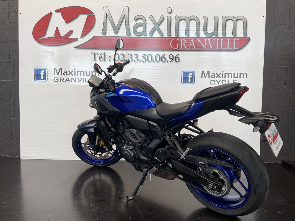 YAMAHA MT-07 Y-AMT 4