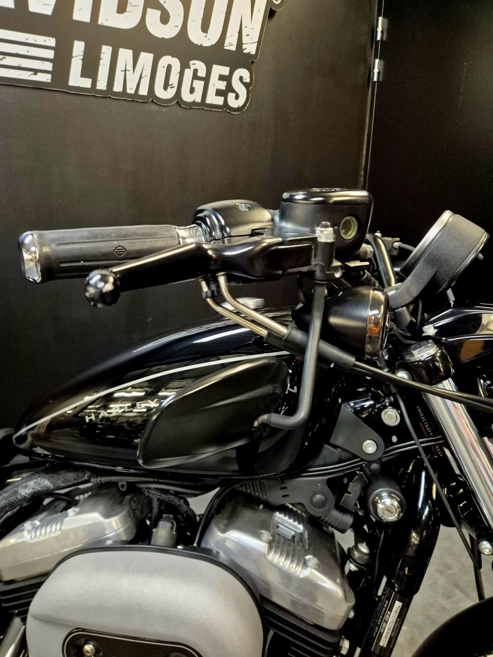 HARLEY-DAVIDSON SPORTSTER NIGHTSTER 1200 4