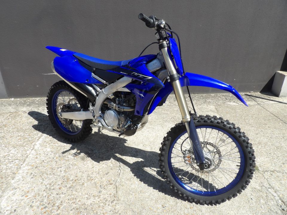 YAMAHA YZ250F 4