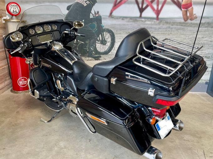 HARLEY-DAVIDSON TOURING ELECTRA GLIDE 1690 CLASSIC 4