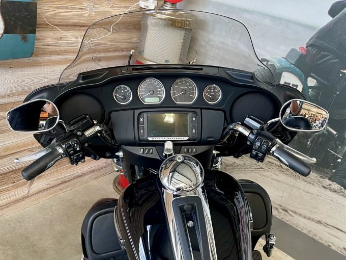 HARLEY-DAVIDSON TOURING ELECTRA GLIDE 1690 CLASSIC 4
