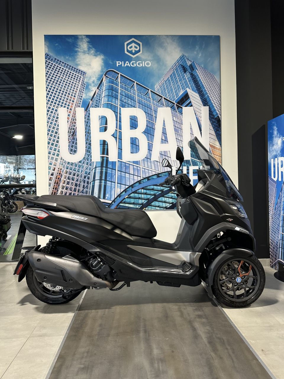 PIAGGIO MP3 530 HPE EXCLUSIVE 4