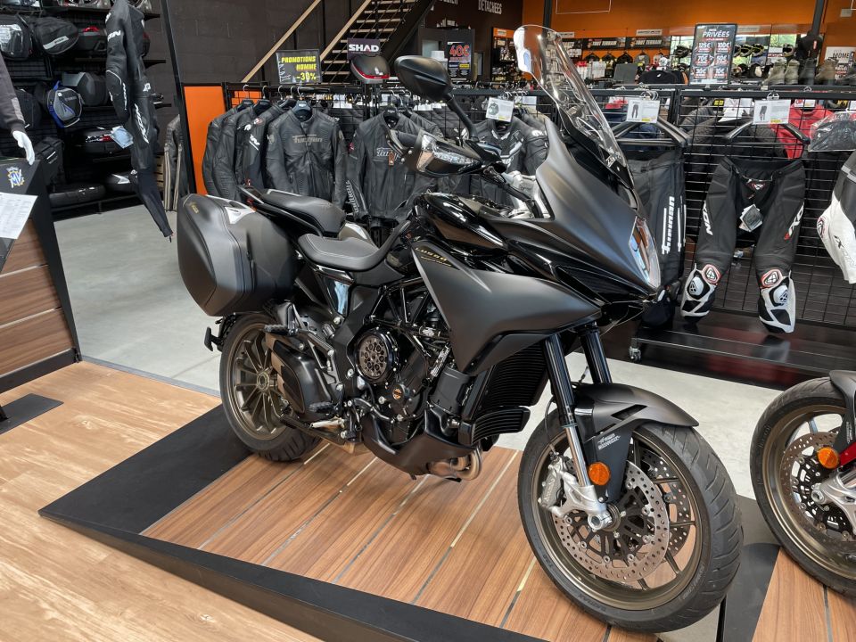 MV AGUSTA TURISMO VELOCE 4