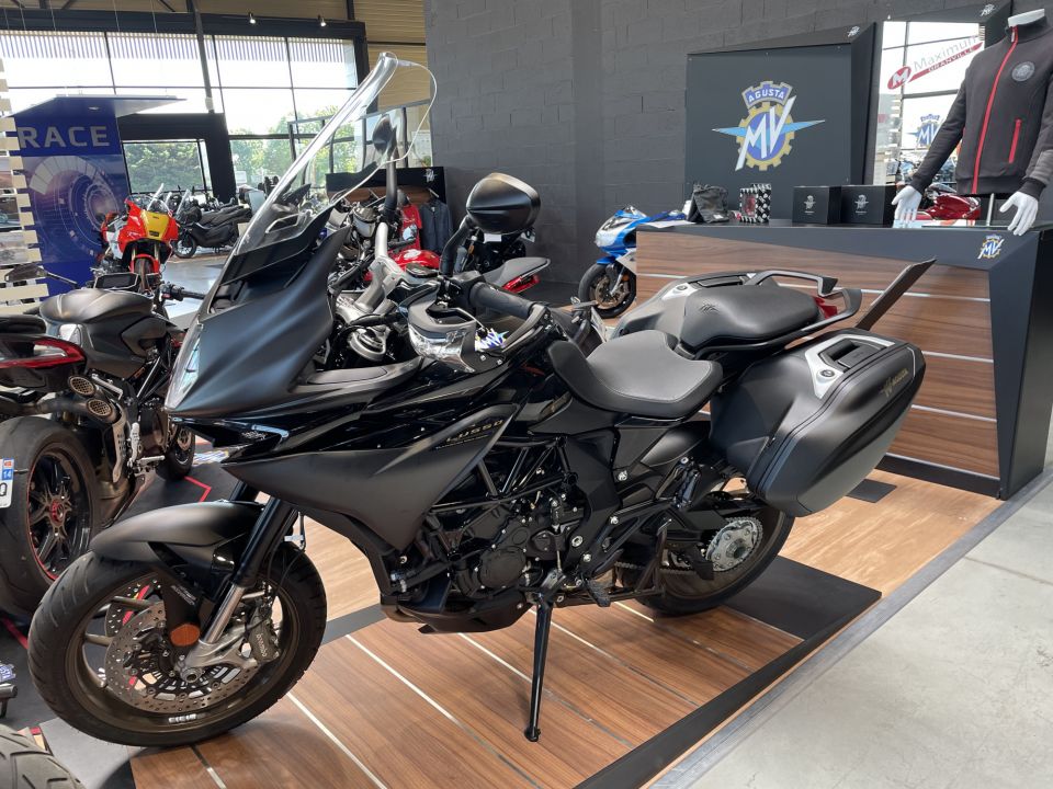 MV AGUSTA TURISMO VELOCE 4