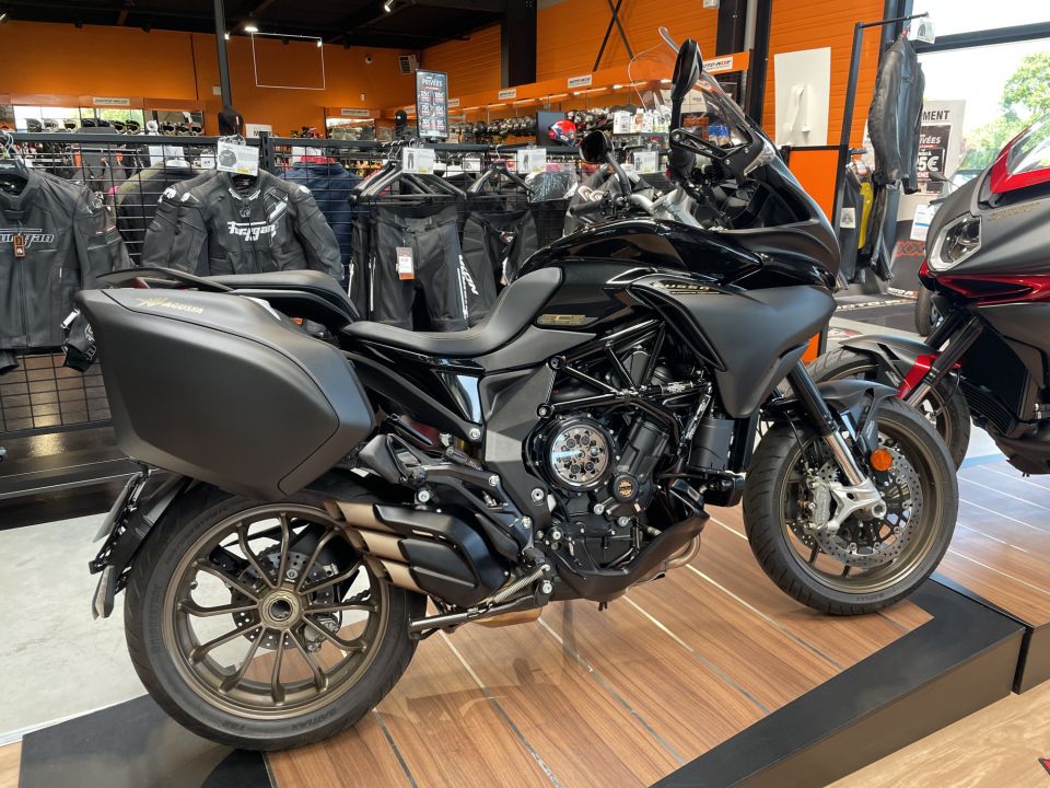 MV AGUSTA TURISMO VELOCE 4