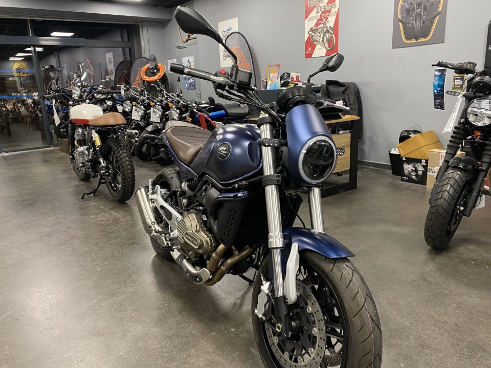 QJ MOTOR QJ MOTOR SRV 550 4