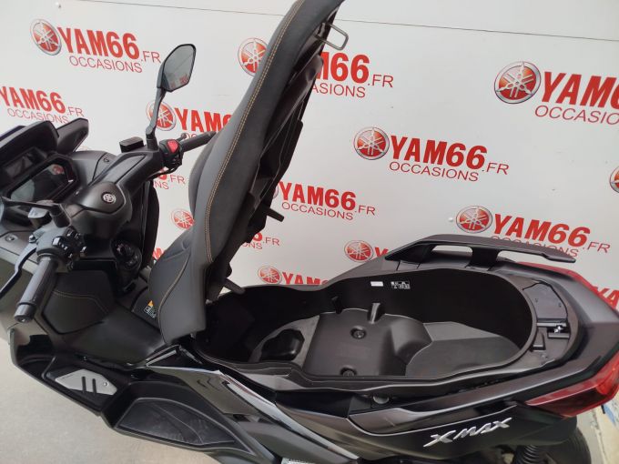 YAMAHA XMAX 125 TECH MAX 4