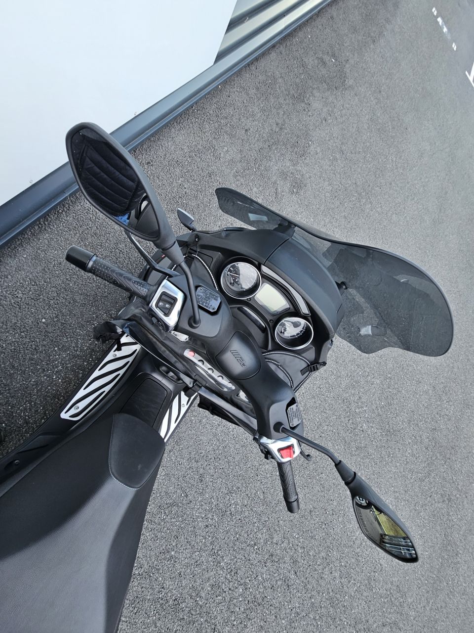 PIAGGIO MP3 500 ABS/ASR 4