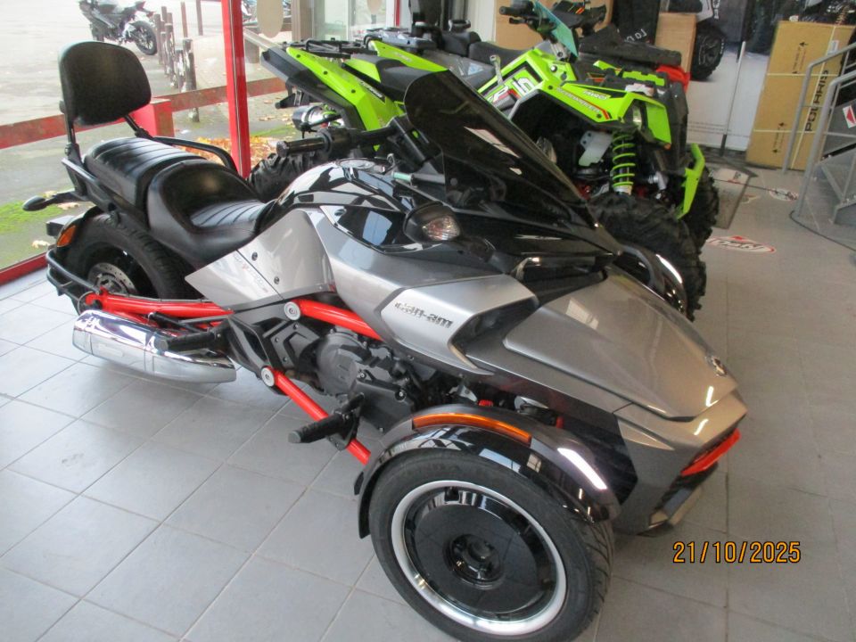 CAN-AM SPYDER F3-S 4