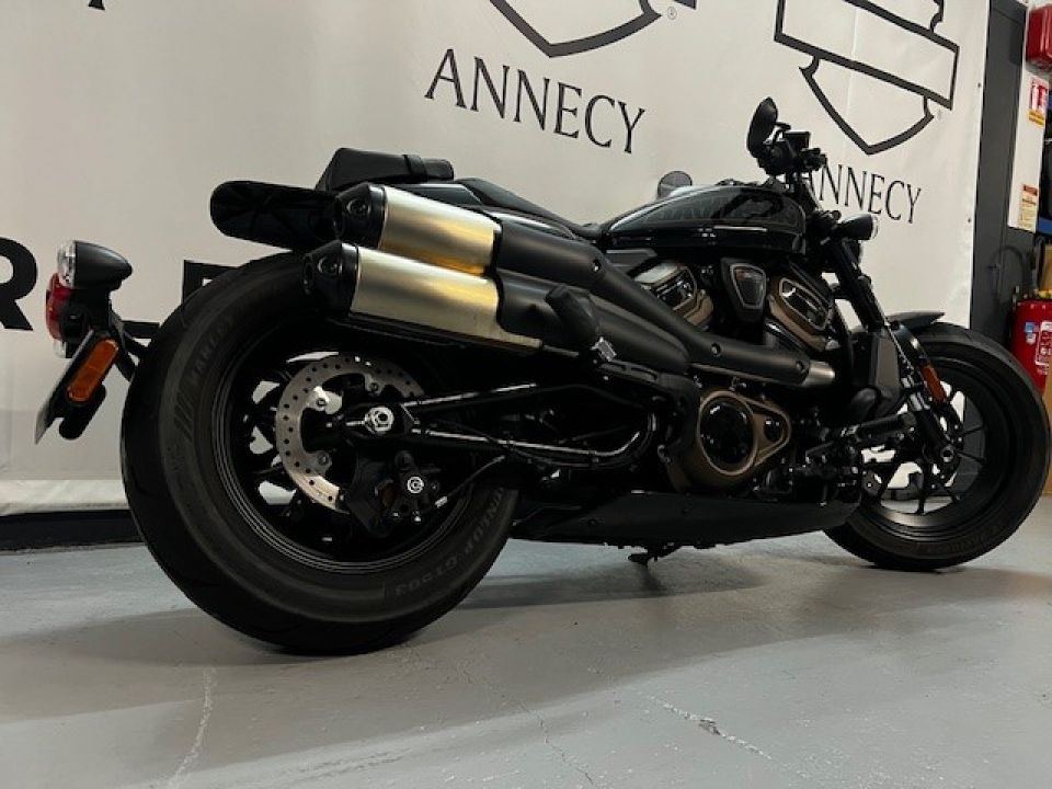 HARLEY-DAVIDSON SPORTSTER 1250 S 4