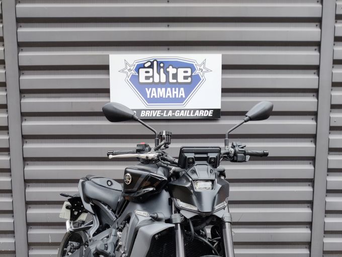 YAMAHA MT-09 Y-AMT 35 KW 4