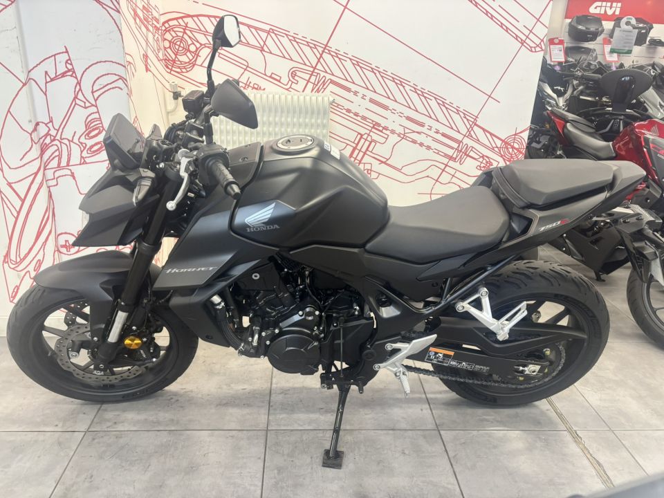 HONDA CB 750 HORNET 4