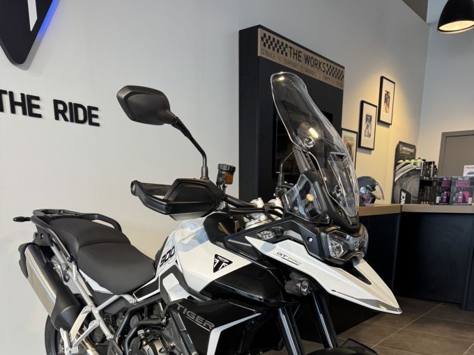 TRIUMPH Tiger 900 GT PRO 4