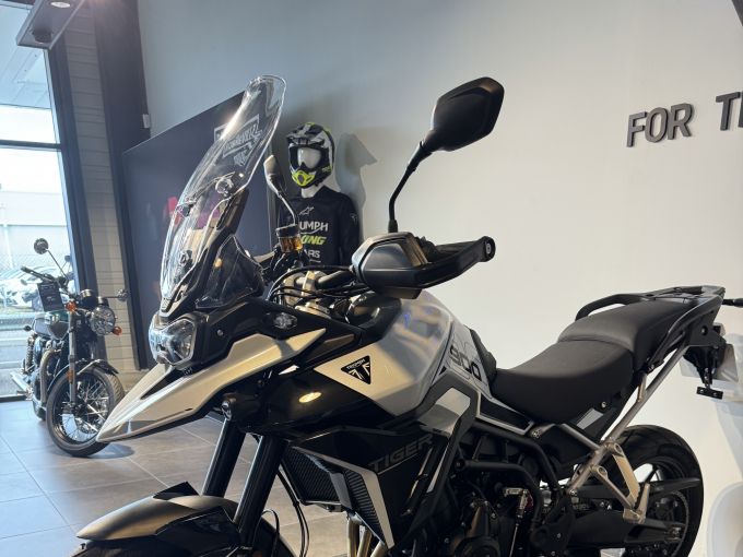 TRIUMPH Tiger 900 GT PRO 4