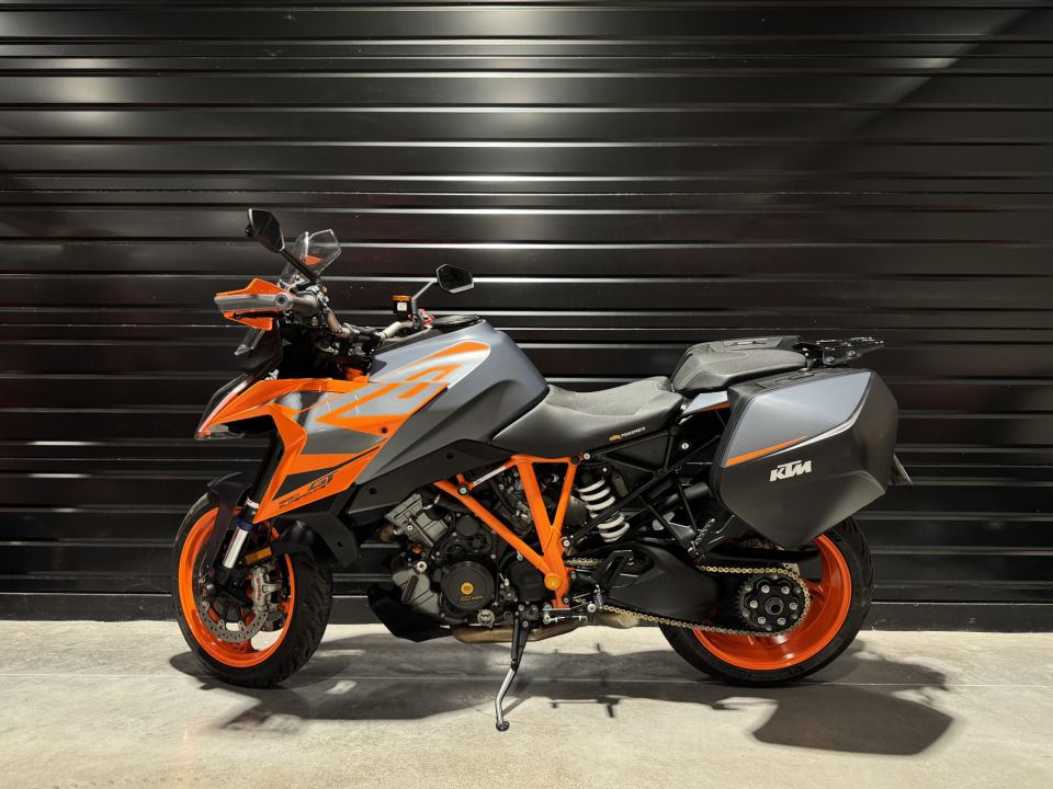 KTM KTM 1290 SUPER DUKE GT 2022 4