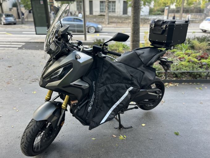 HONDA X-ADV 4