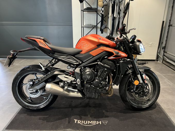 TRIUMPH STREET TRIPLE 765 R 4